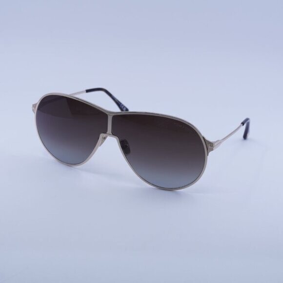 Tom Ford Gaia FT1174 28K Sunglasses Rose Gold Aviator Frame, Roviex Lenses main image 4